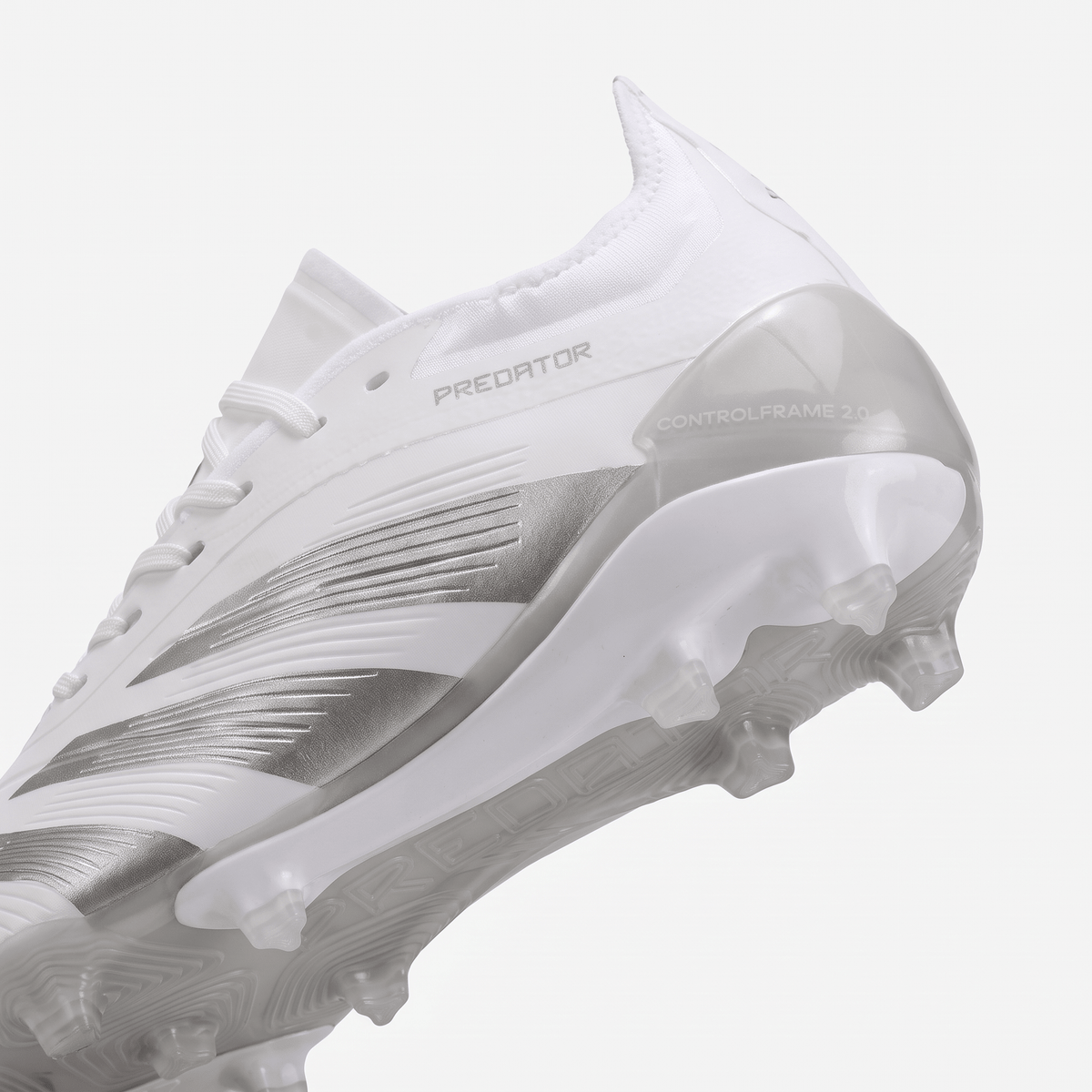 Predator 24 FG Cloud White / White / Crystal White