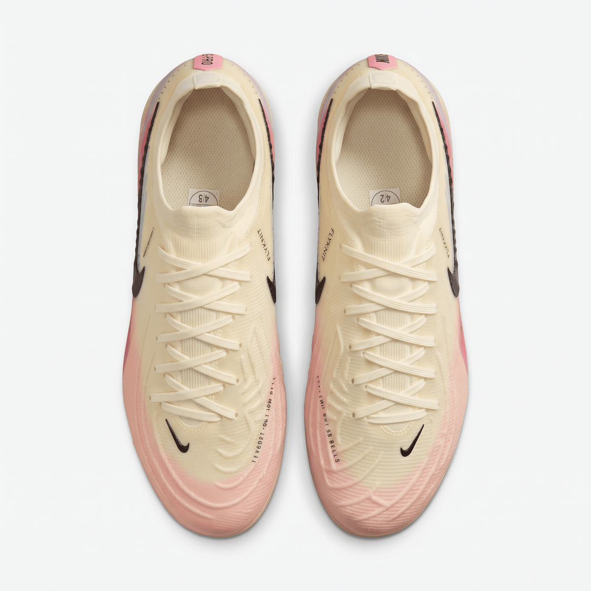 Phantom GX II FG Sail / Light Cream / Crimson Tint / Black