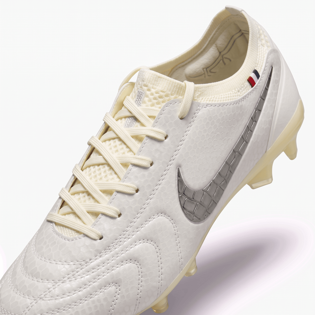 Tiempo Legend 10 Luxe FG White / Ivory / Metallic Silver / Cream