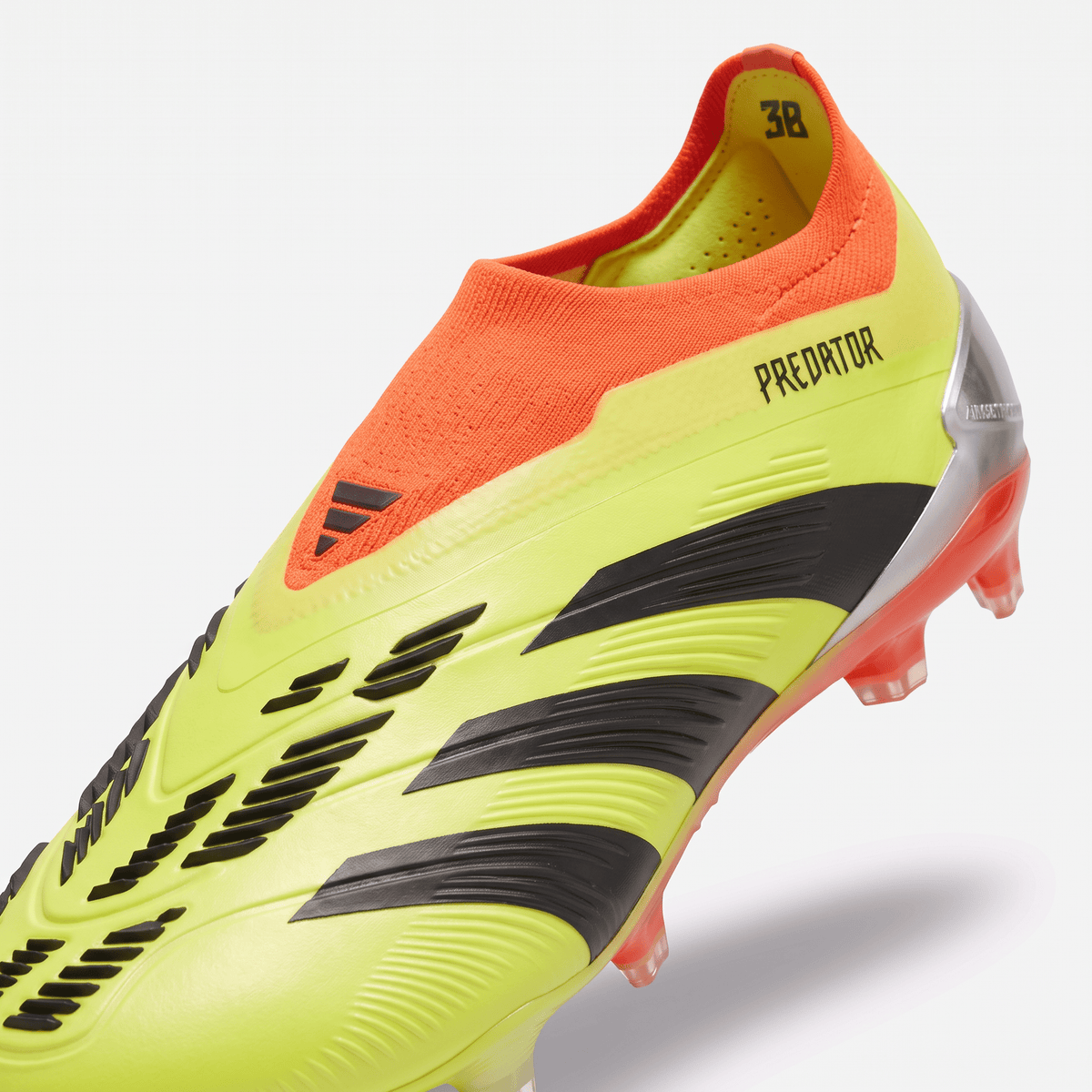 Predator FG Solar Yellow / Black / Red