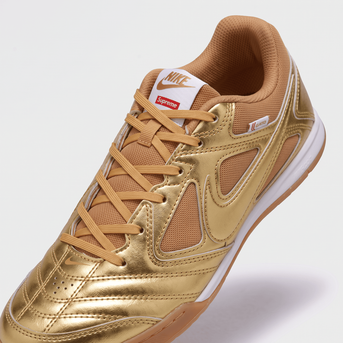 Supreme SB Gato Gold Metallic / White / Gum Light Brown