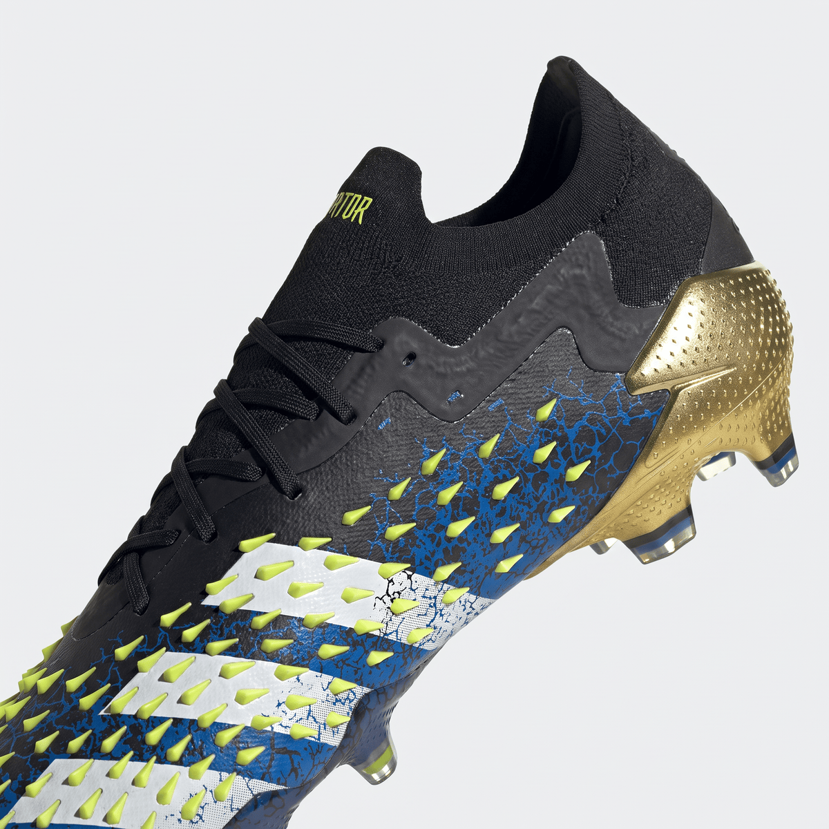 Predator Freak.1 Low FG Core Black / Cloud White / Royal Blue / Solar Yellow