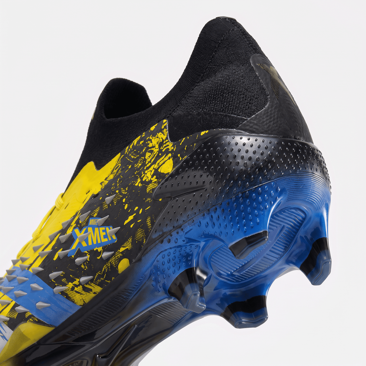 Predator Freak.1 Low FG Yellow / Core Black / Silver Metallic / Bright Blue