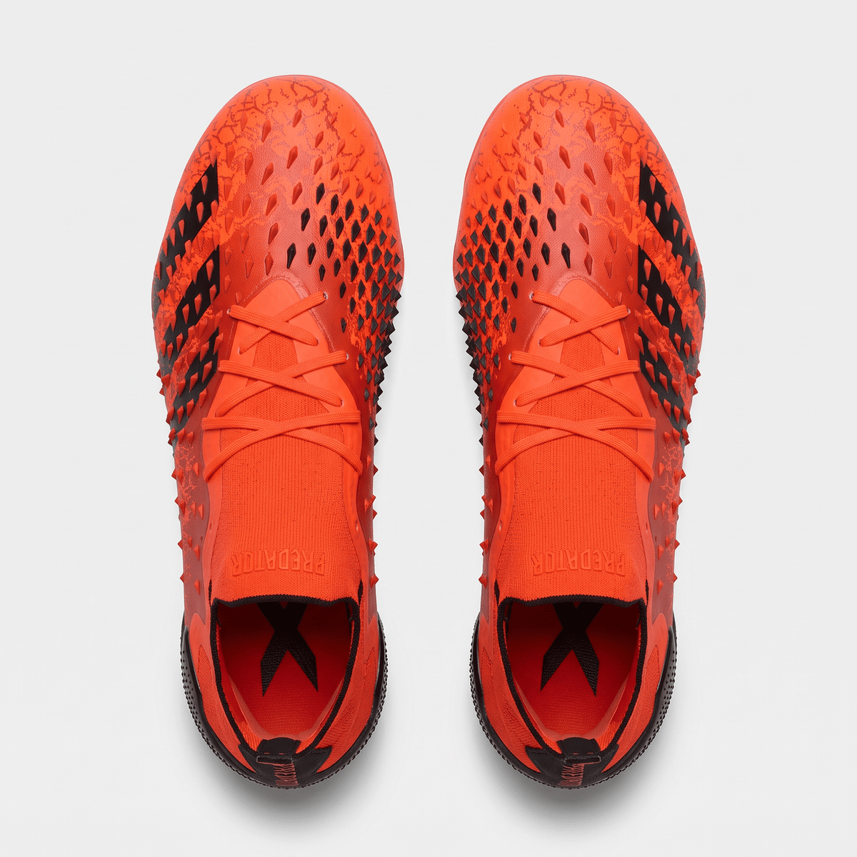 Predator Freak.1 FG Red / Core Black / Solar Red