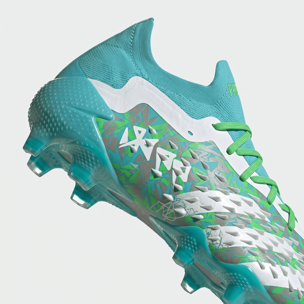 Predator Freak.1 FG Footwear White / Signal Green / Sub Green / Core Black