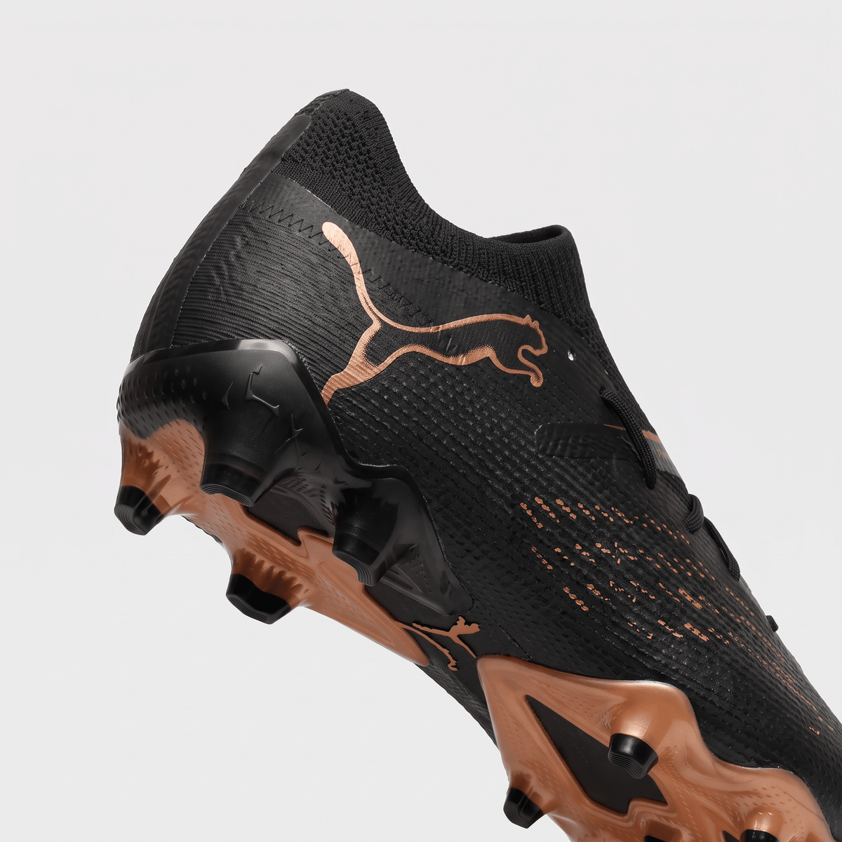 Future 7 Ultimate FG/AG Eclipse Black / Copper Rose
