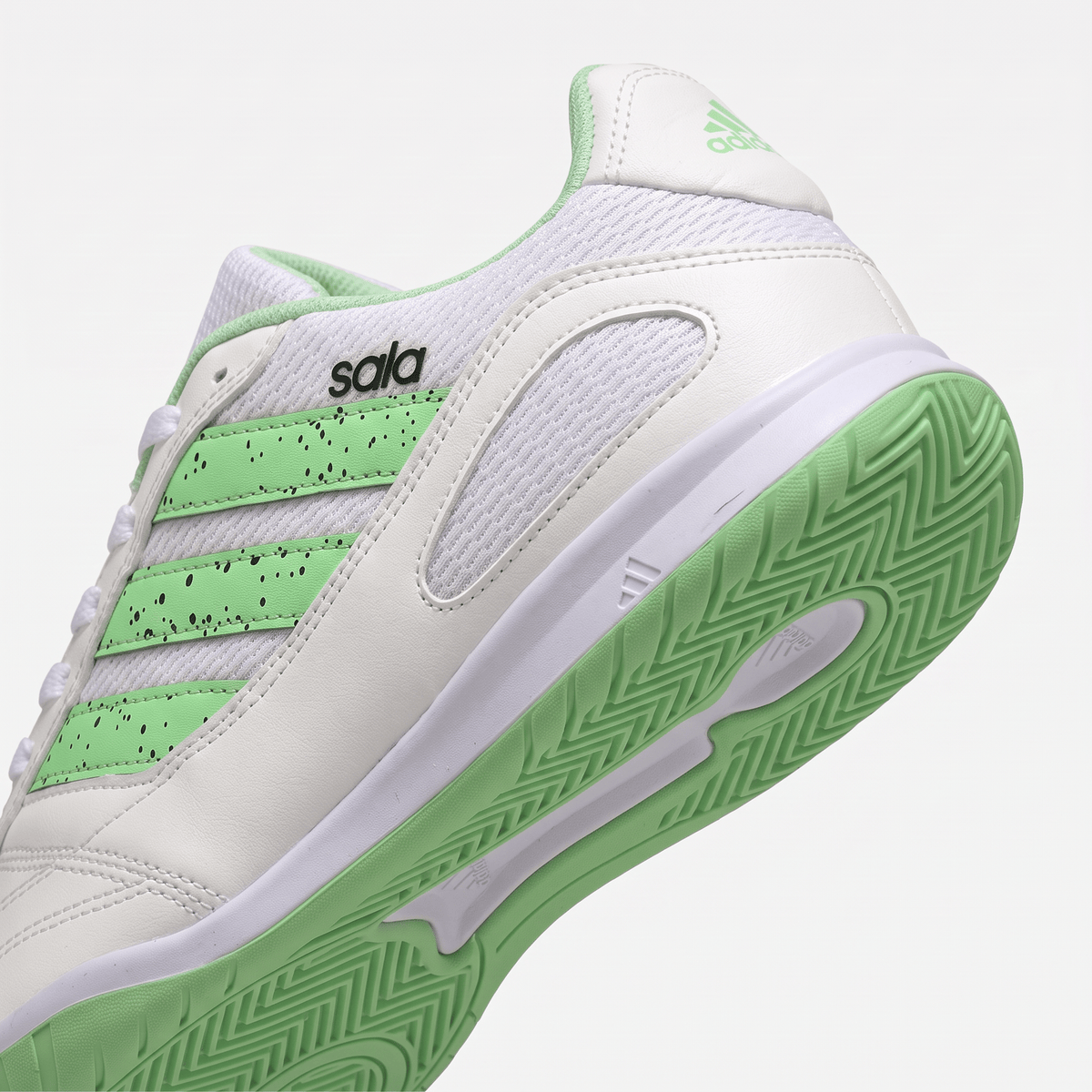 Super Sala Competition III Cloud White / Lime Burst / Core Black