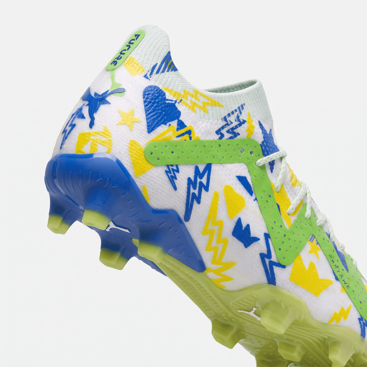 Future 7 Ultimate FG/AG White / Racing Blue / Lemon Meringue / Parakeet Green
