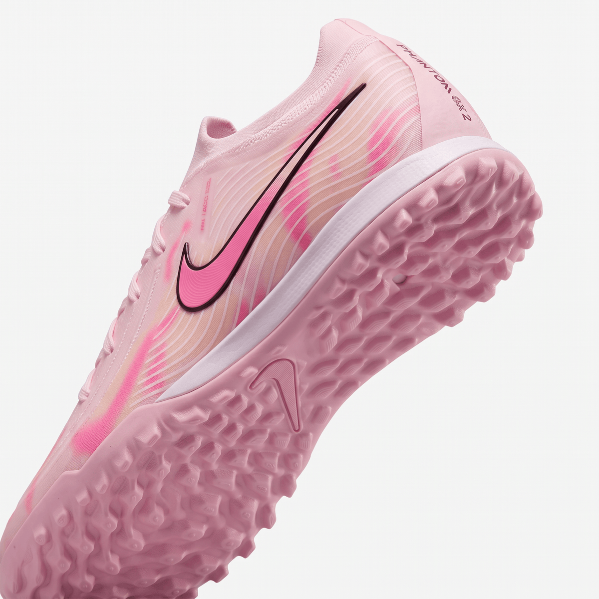 Phantom GX 2 TF Pearl Pink / Black / Fuchsia Dream