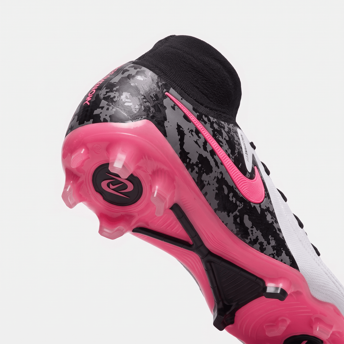 Phantom Luna 2 FG White / Black / Pink Blast