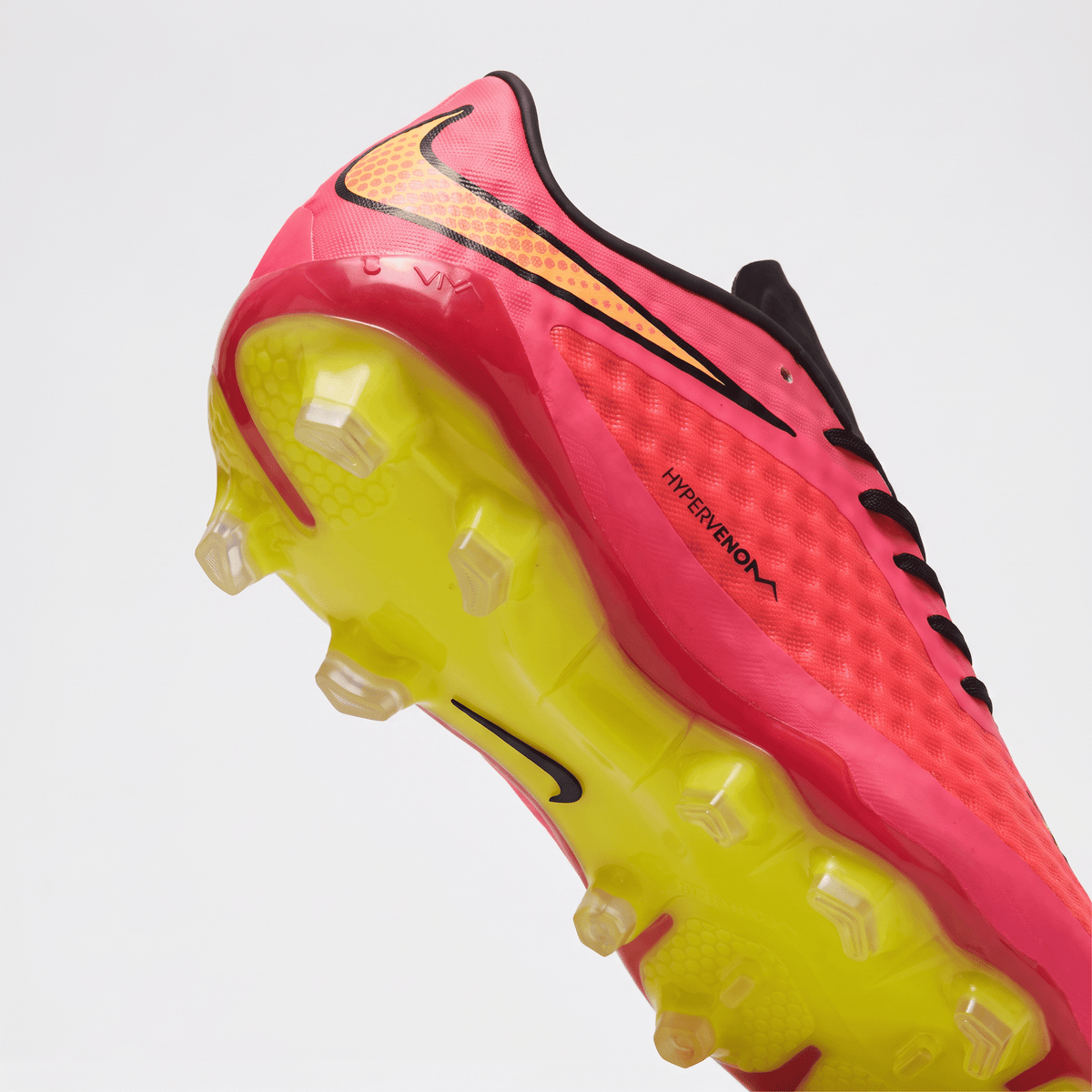 Hypervenom Phantom I FG White / Black / Volt