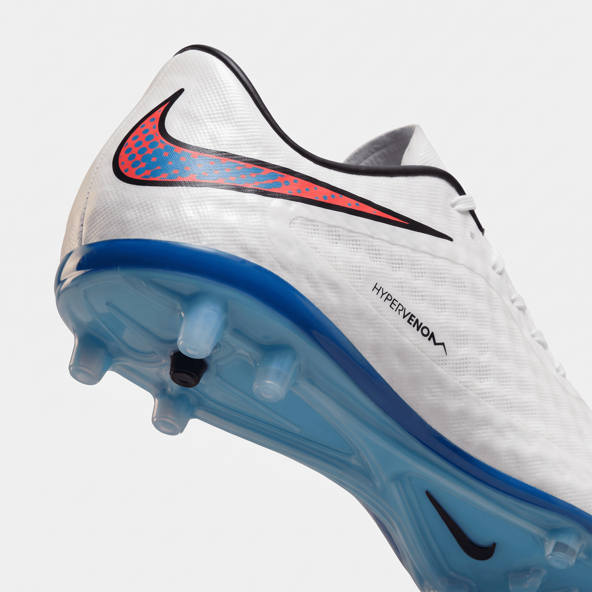 Hypervenom Phantom I FG White / Blue Lagoon / Crimson / Black
