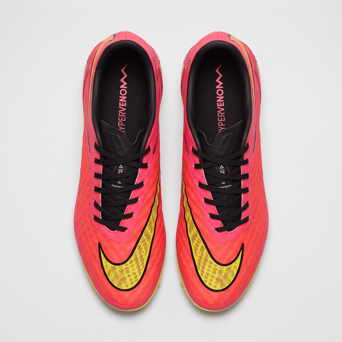 Hypervenom Phantom I FG White / Black / Volt