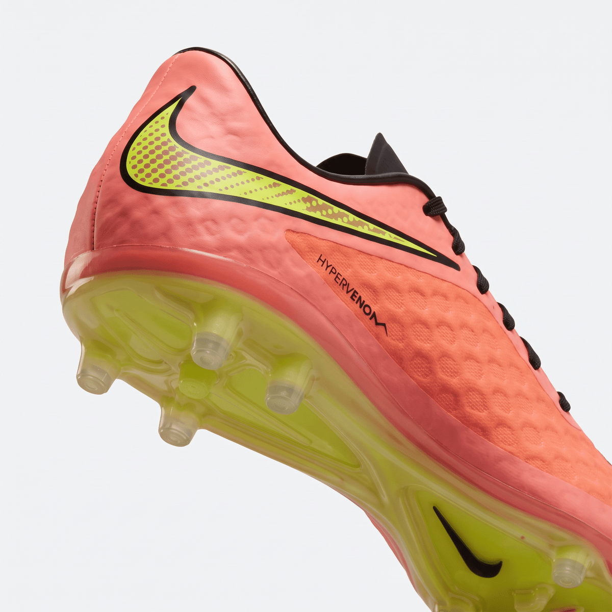 Hypervenom Phantom FG Hyper Punch / Black / Volt