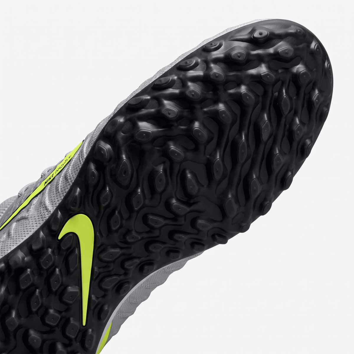 Phantom Luna II Academy TF Metallic Silver / Volt / Black