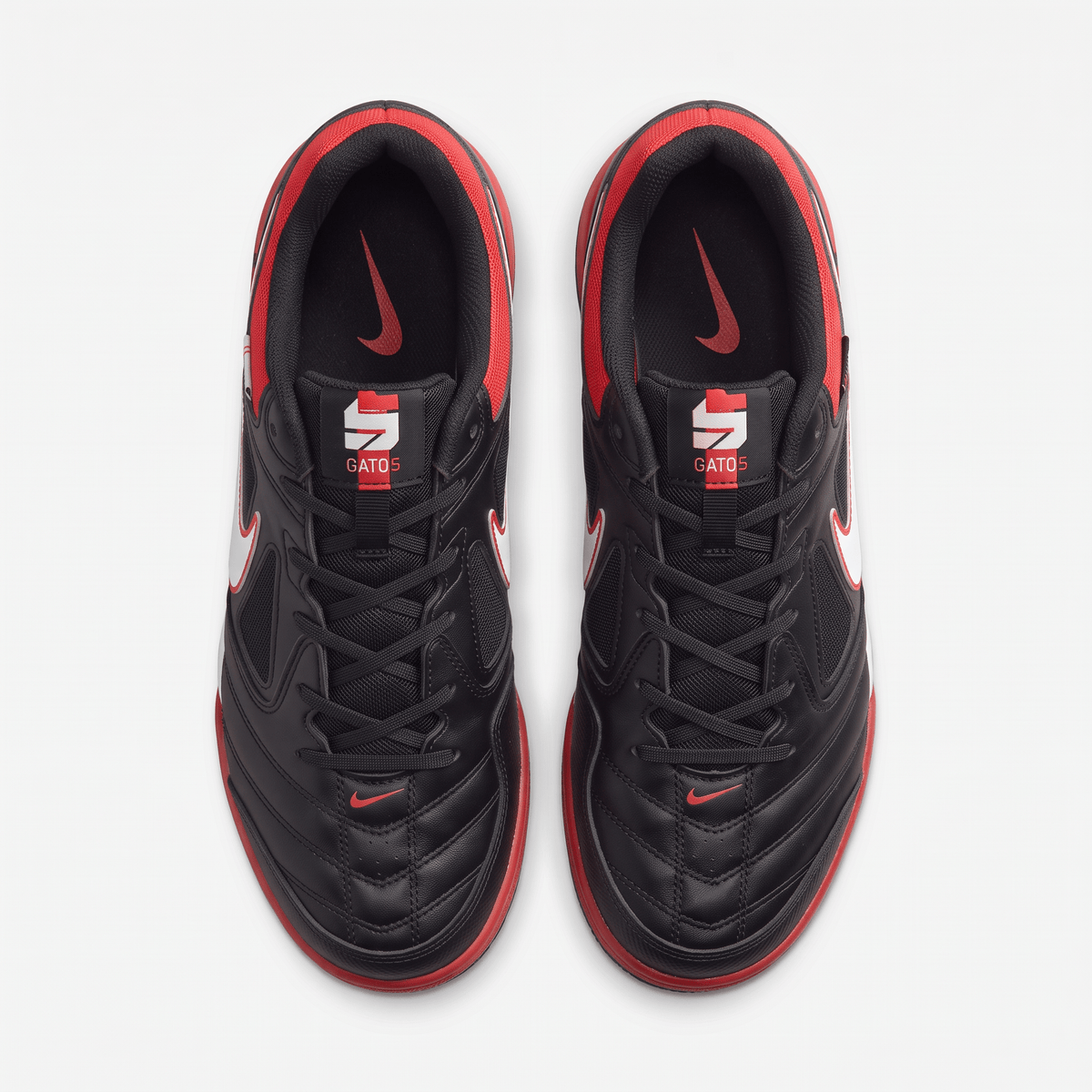 Supreme SB Gato Black / White / University Red