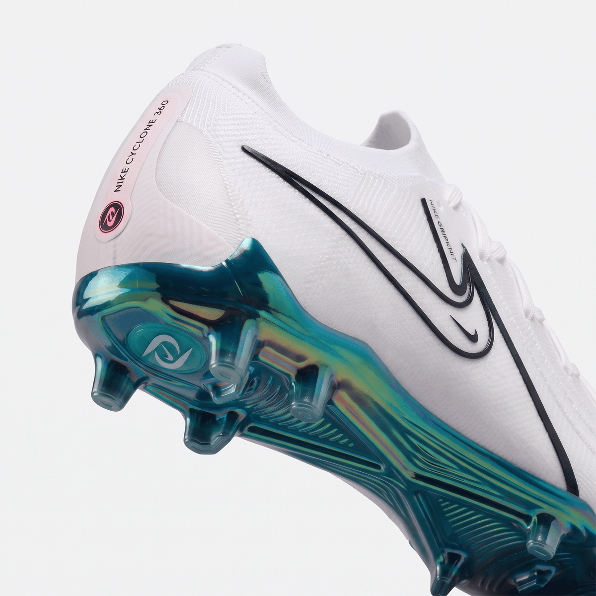 Phantom GX 2 FG White / Black / Multi-Color