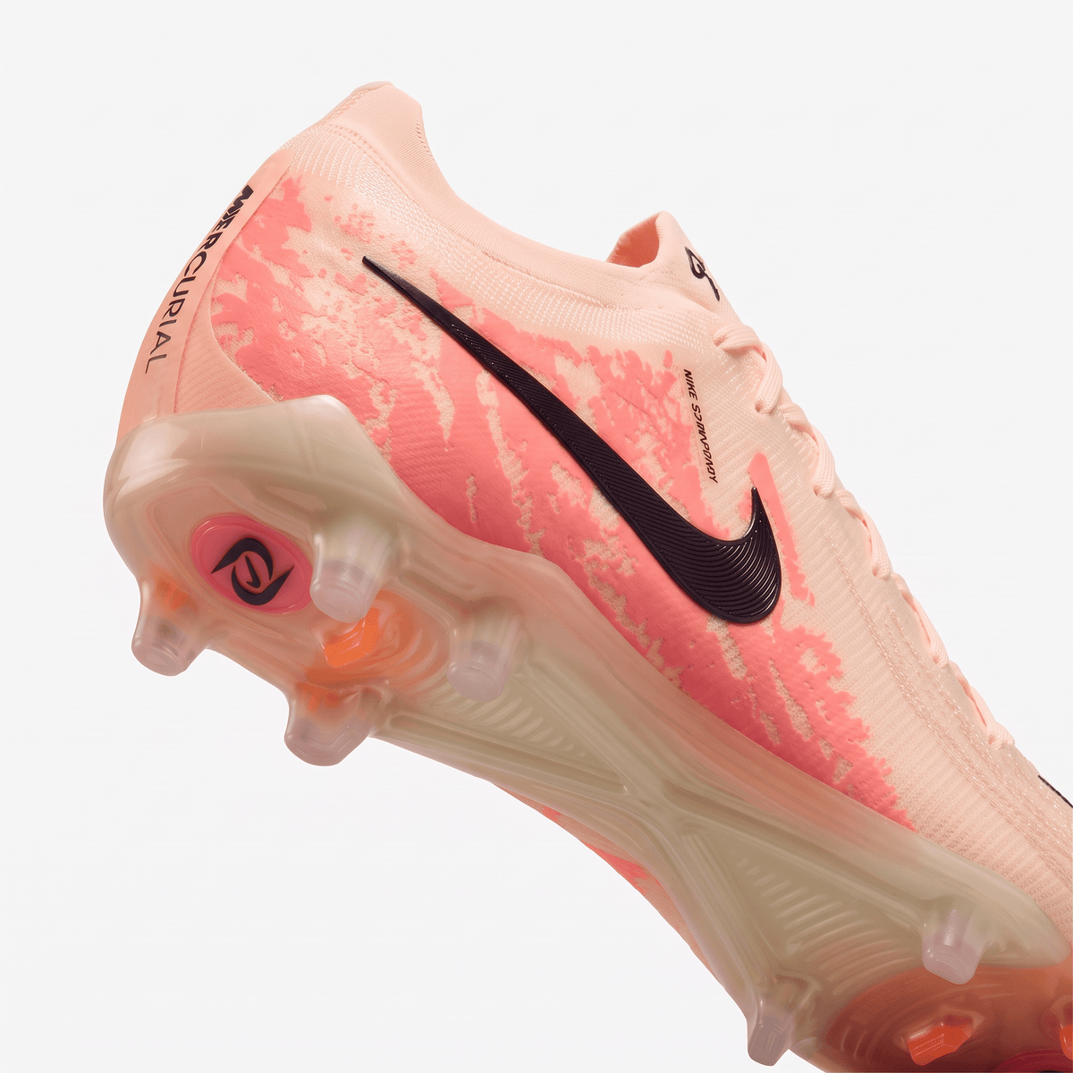 Phantom GX 2 FG Crimson Tint / Black / Pink Blast