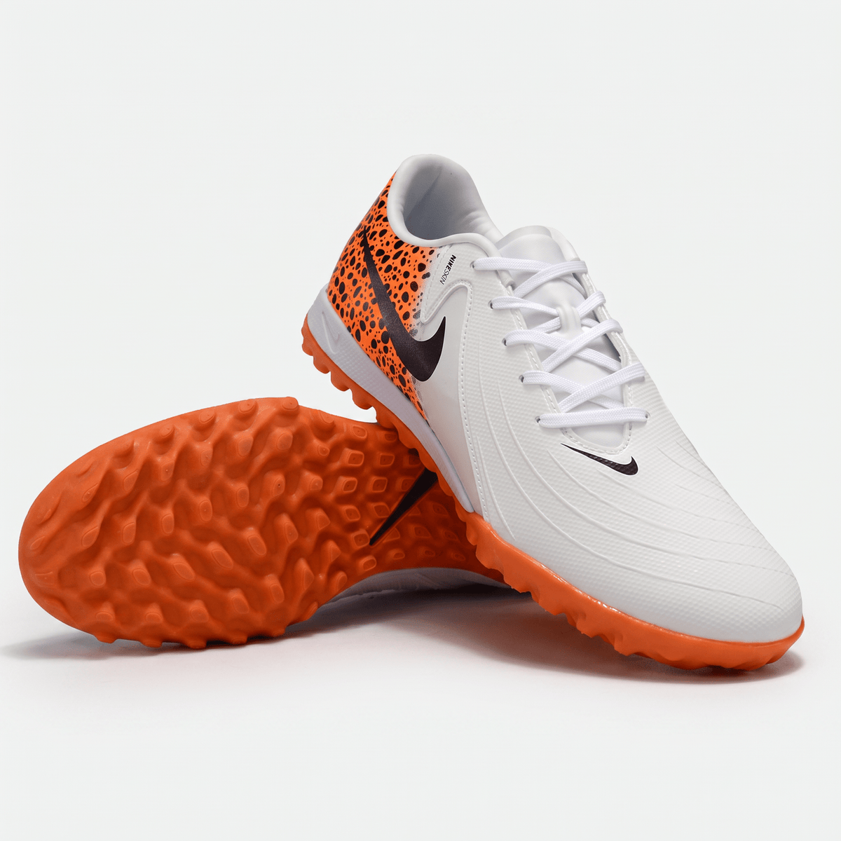 Phantom GX 2 Academy TF White / Orange / Black