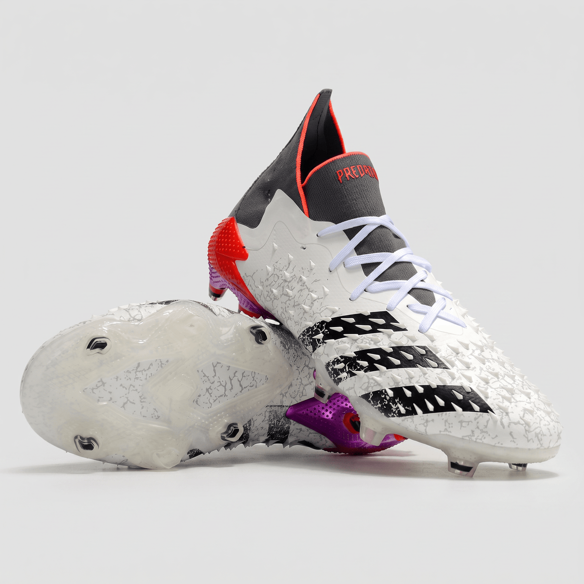 Predator Freak.1 FG Footwear White / Core Black / Gold Metallic