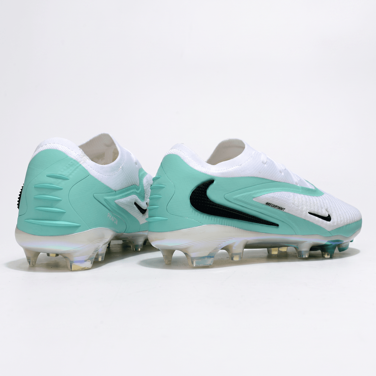 Phantom 6 Low FG White / Green Glow / Black