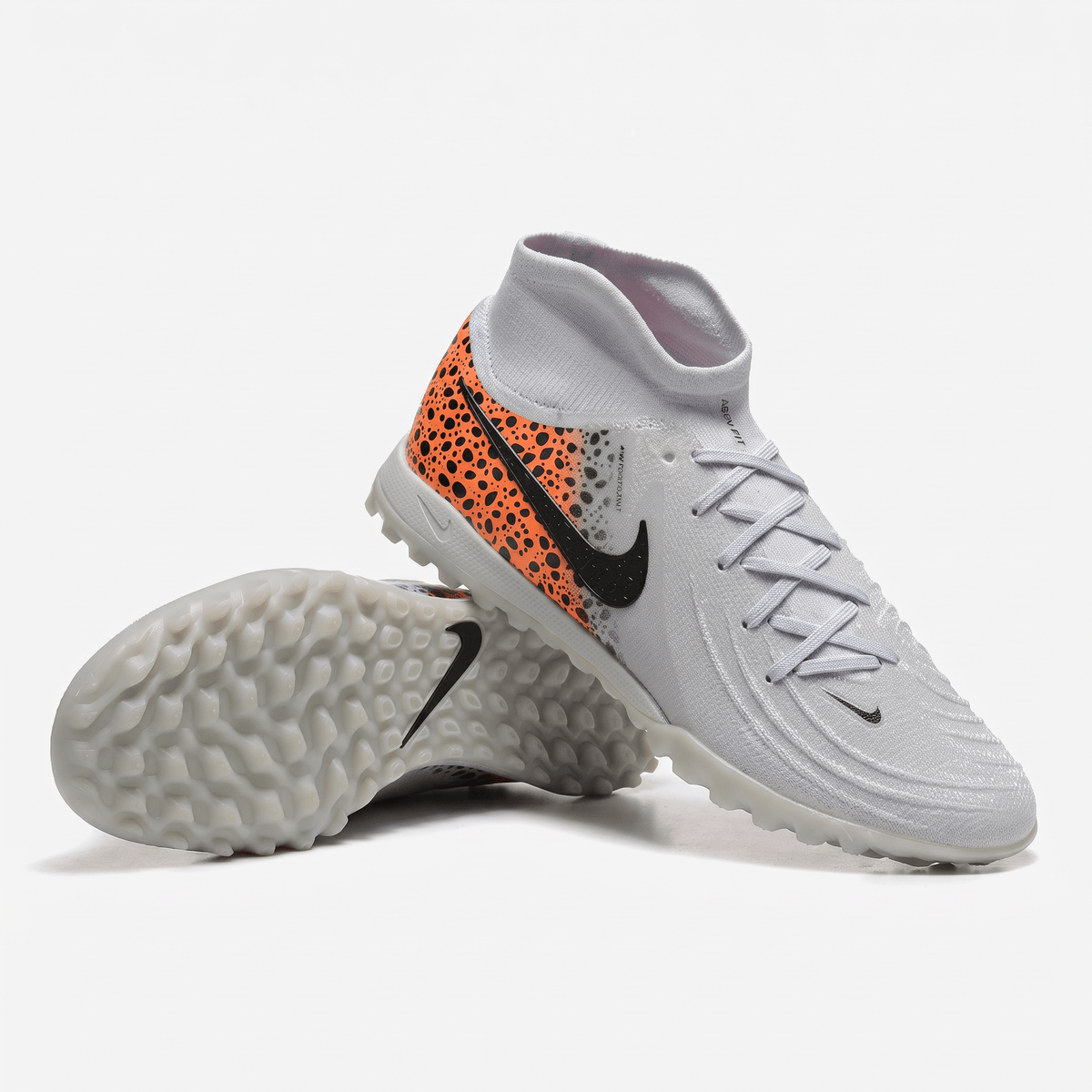 Phantom Luna 2 Academy TF White / Black / Total Orange