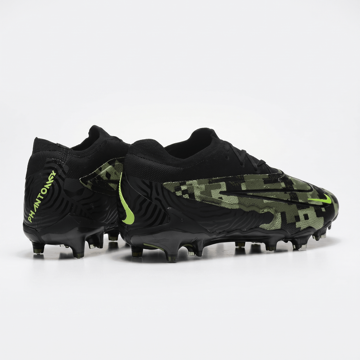 React Phantom GX FG Black / Camo / Green Strike