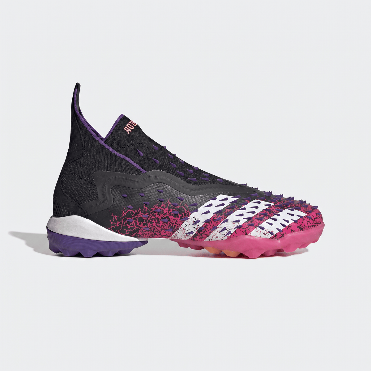Predator Freak+ TF Core Black / Cloud White / Shock Pink / Screaming Orange