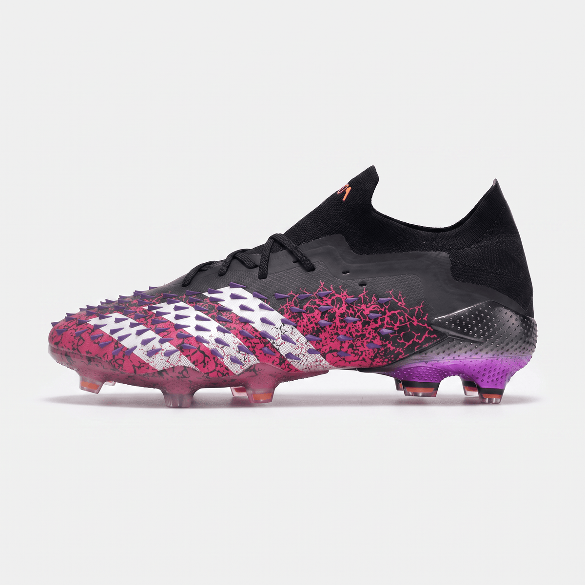 Predator Freak.1 Low FG Core Black / Cloud White / Shock Pink / Purple Rush