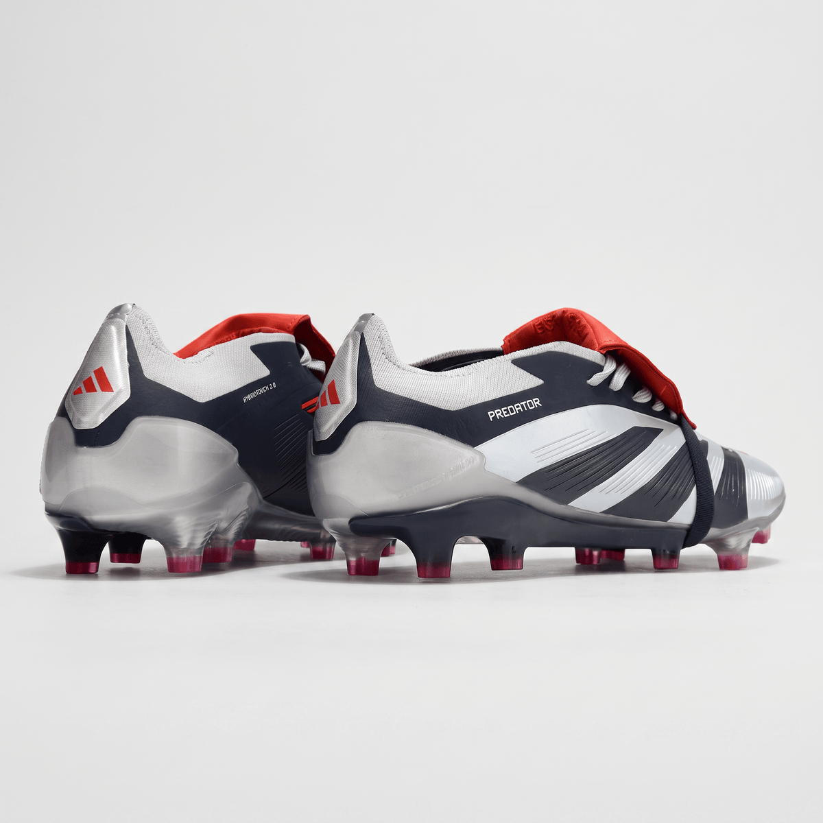 Predator Fold-Over Tongue FG Muted Silver / Core Black / Solar Red