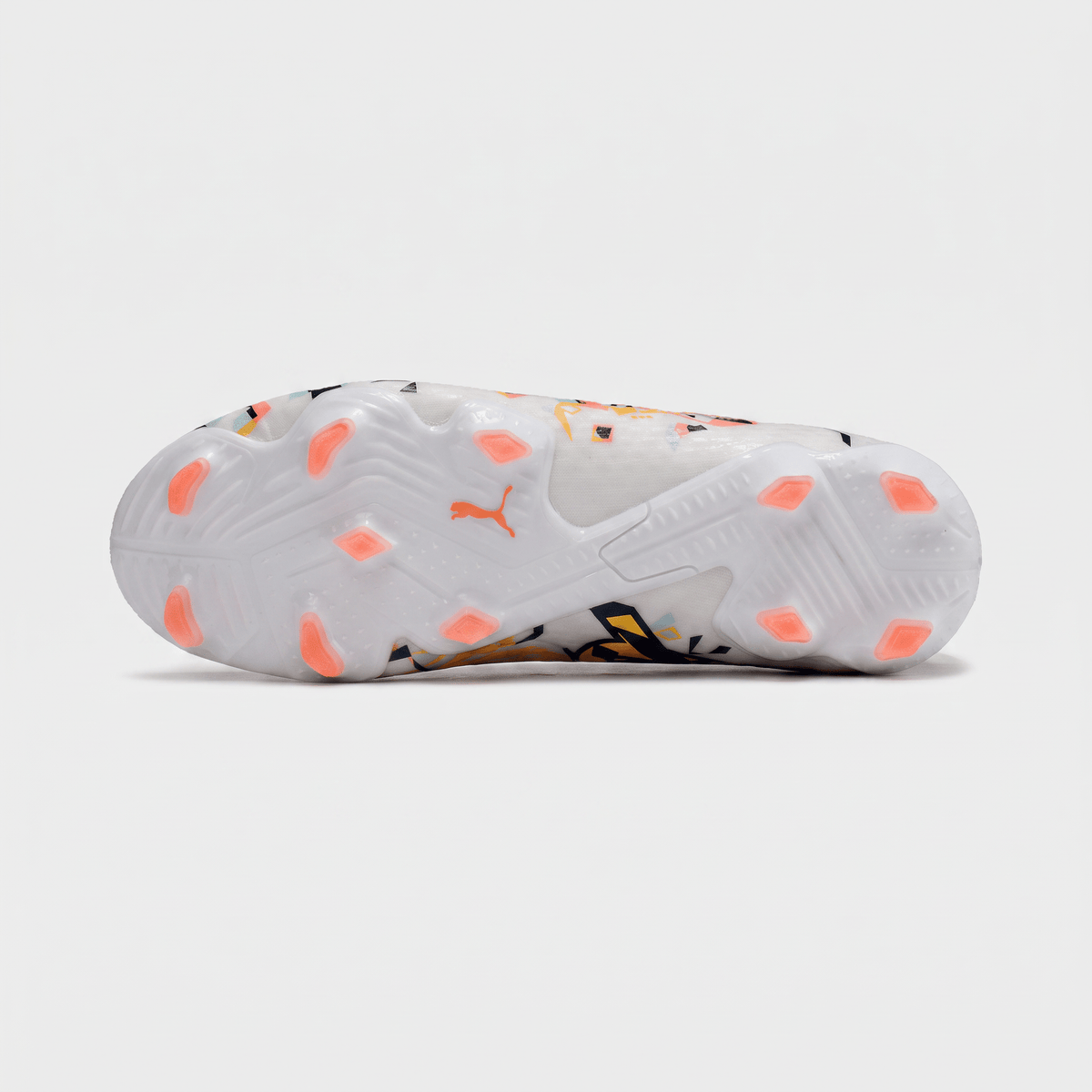 Future 7 Ultimate FG/AG White / Club Navy / Fluro Yellow / Sunset Glow