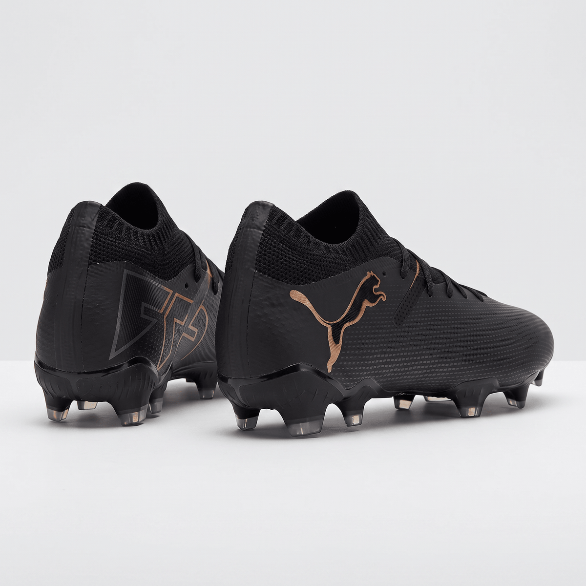 Future Ultimate FG/AG Black / Copper Rose