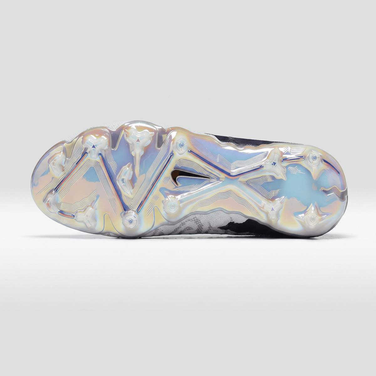 Phantom GX Pro FG White / Black / Hyper Royal / Metallic Silver