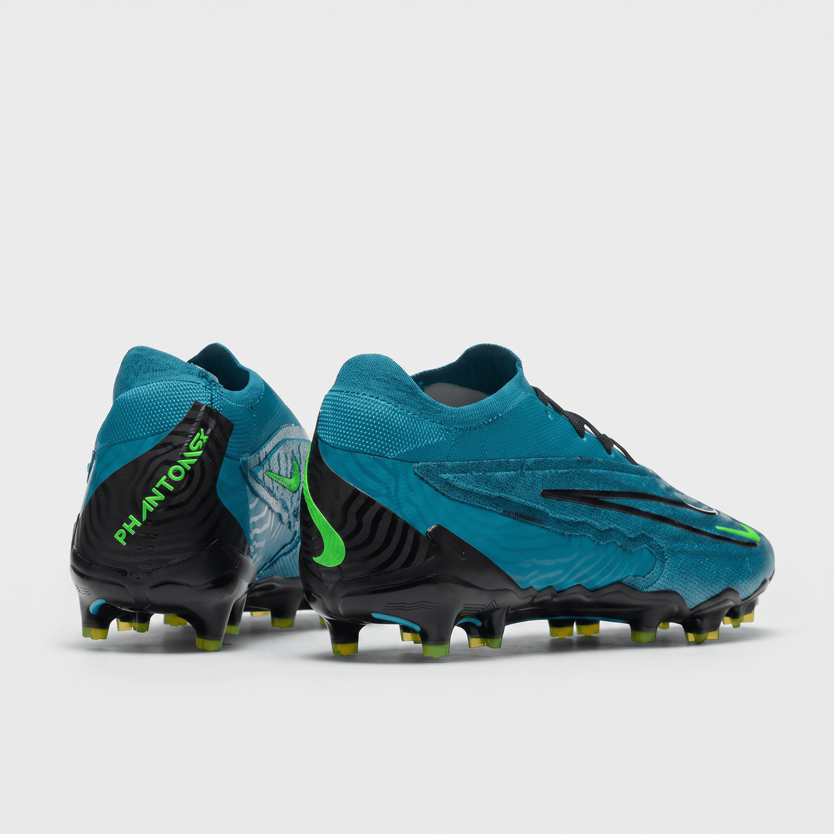 Phantom GX FG Hyper Turquoise / Black / White