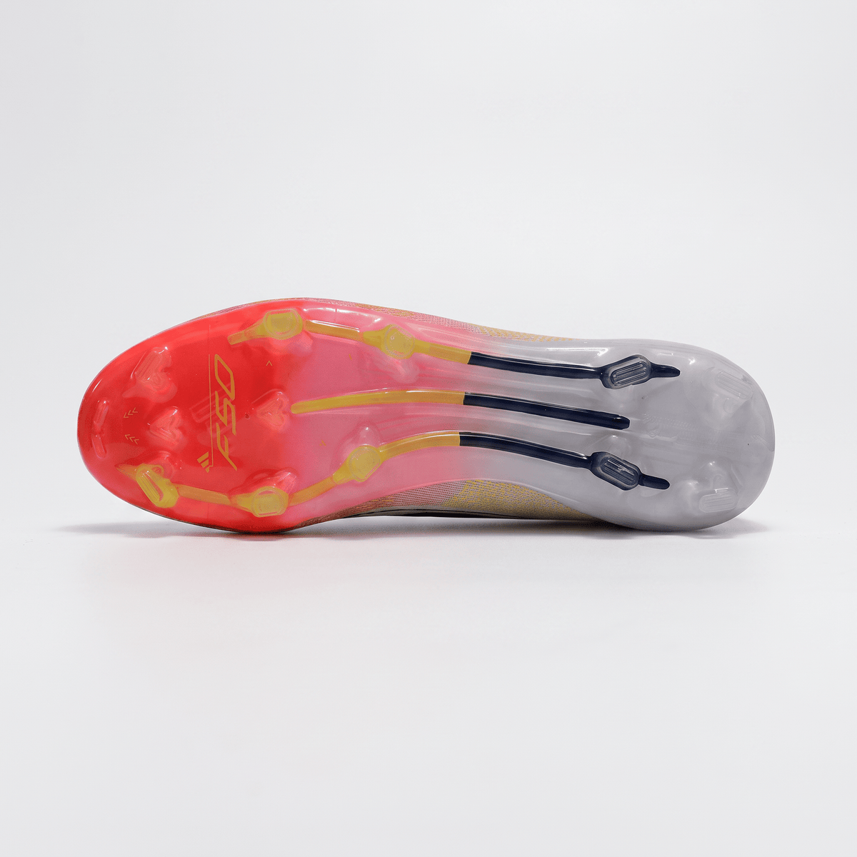 F50 FG Cloud White / Core Black / Solar Red