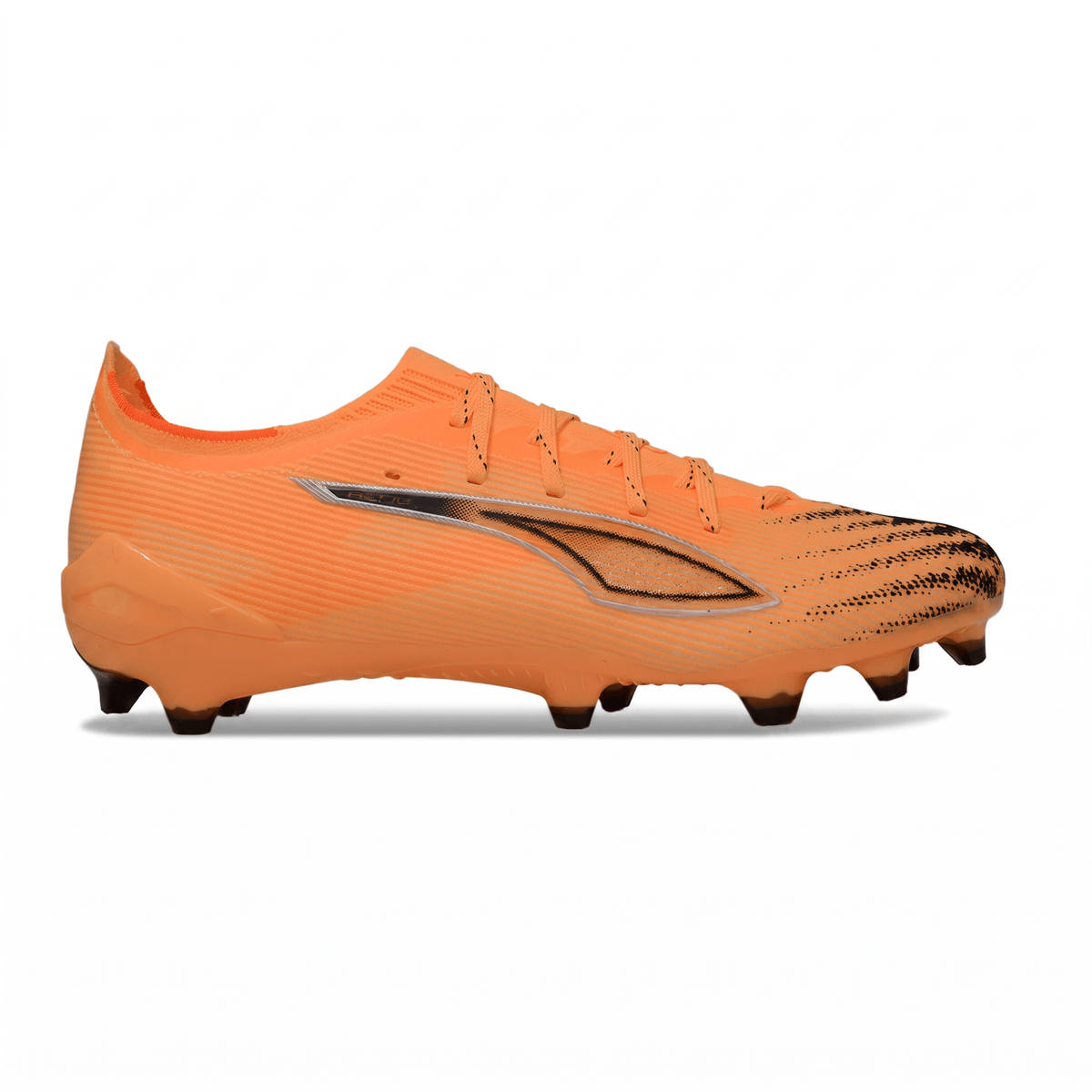 Ultra 6 Ultimate FG Heat Fire / Black / Glowing Red
