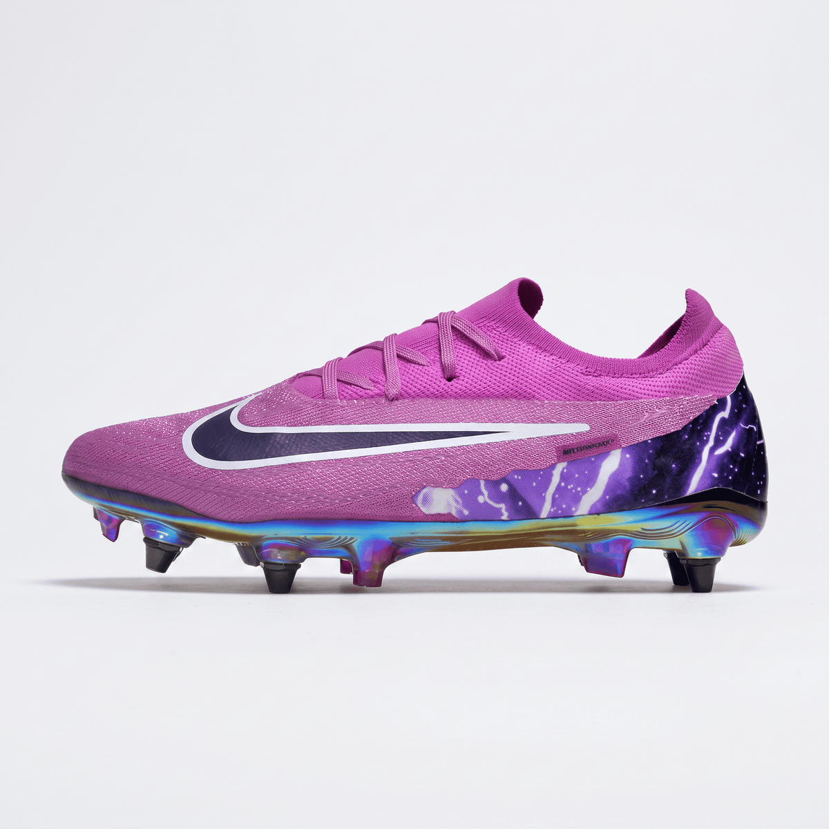 Phantom GX SE FG Fuchsia Dream / Barely Grape