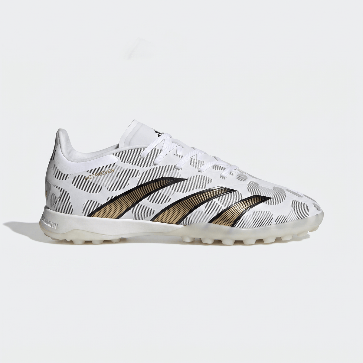 Predator TF White / Core Black / Gold Metallic