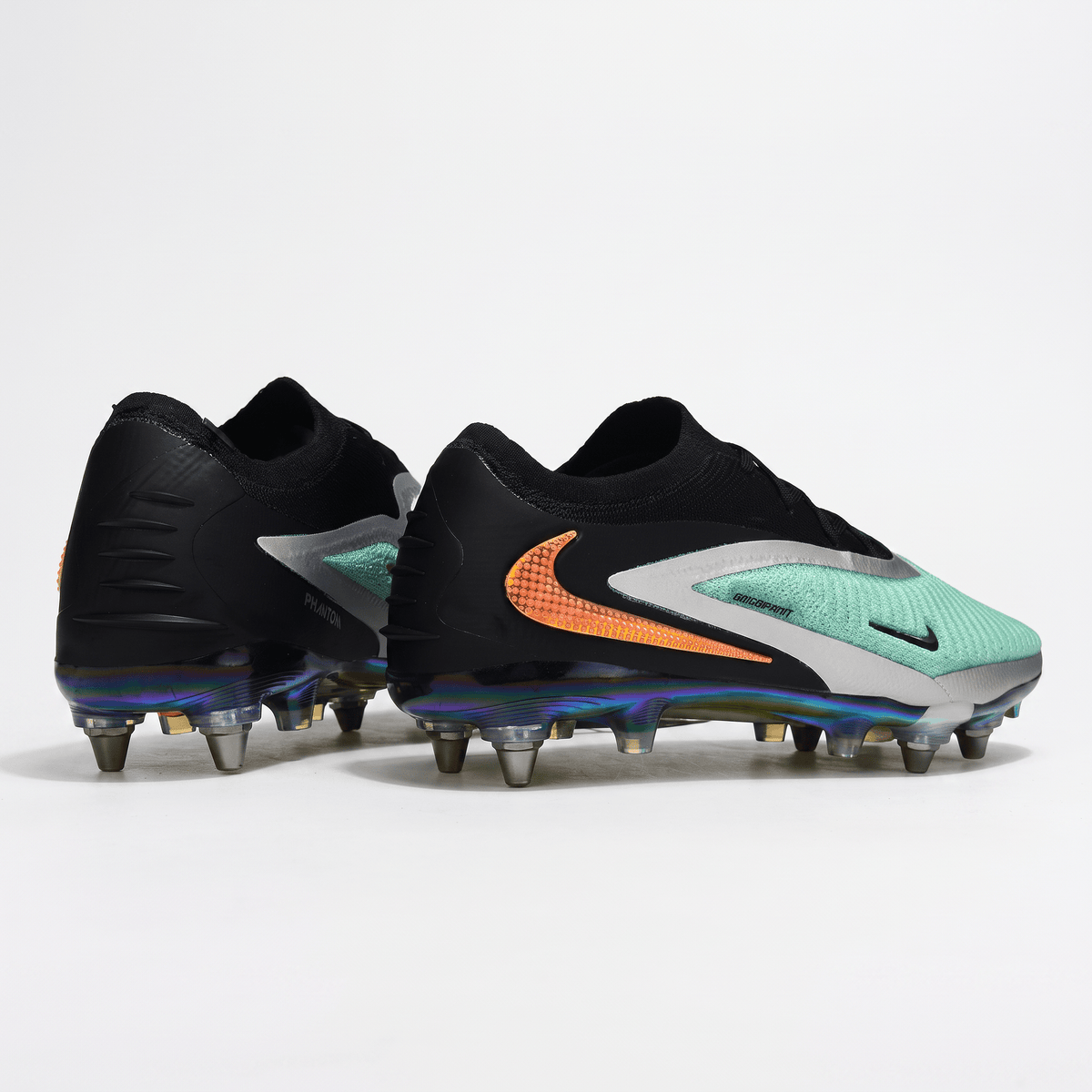 Phantom 6 Low FG Turquoise / Chrome / Black