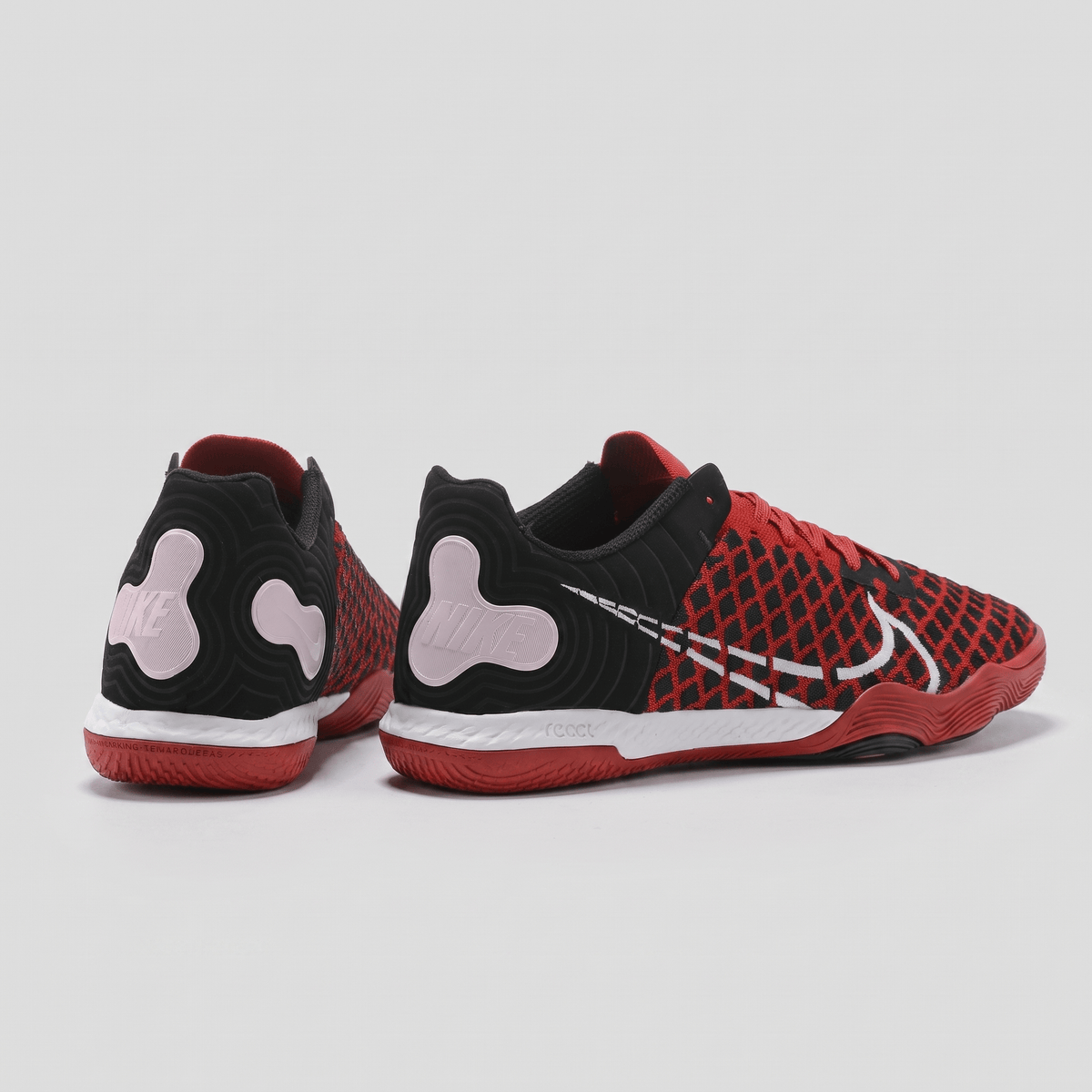 Gato Black / University Red / White / Pink Foam