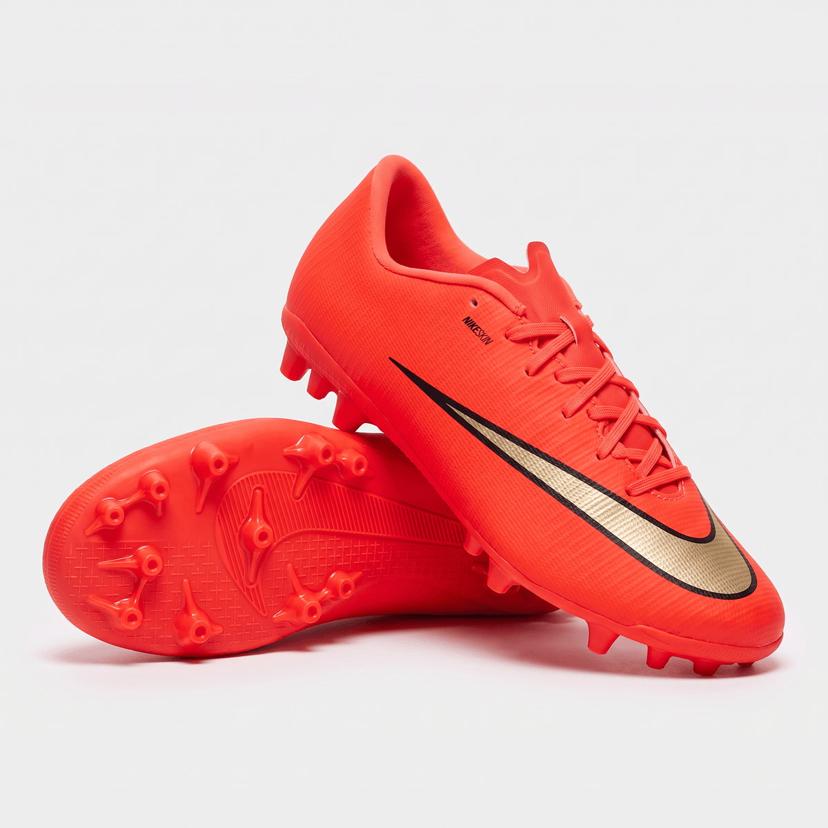 Mercurial Vapor 17 Academy MG Bright Crimson / Metallic Gold / Black