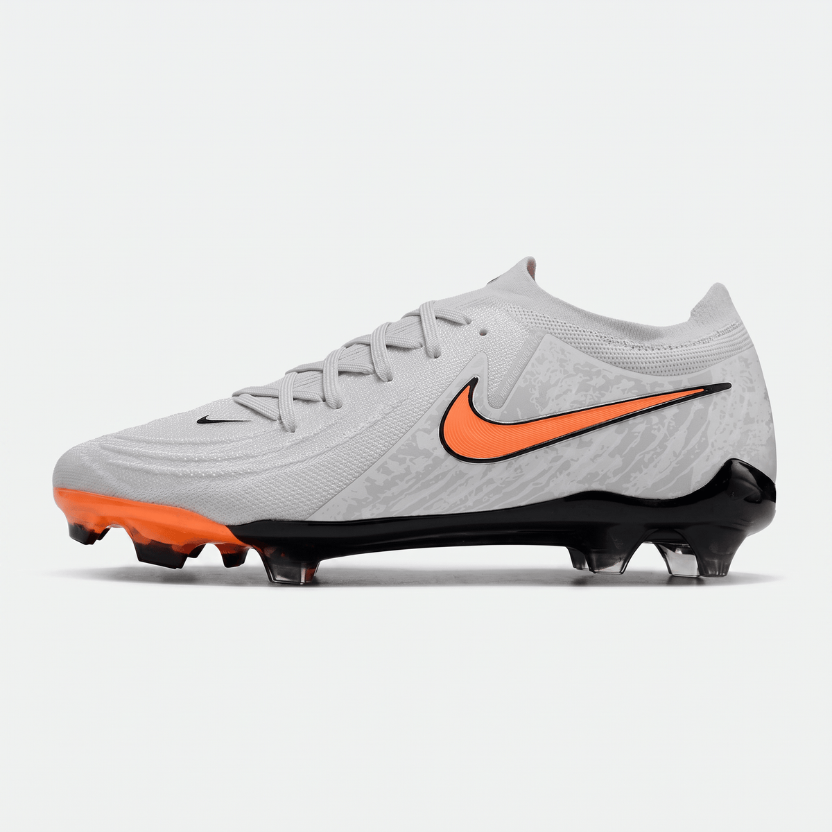 Phantom GX 2 FG White / Black / Total Orange