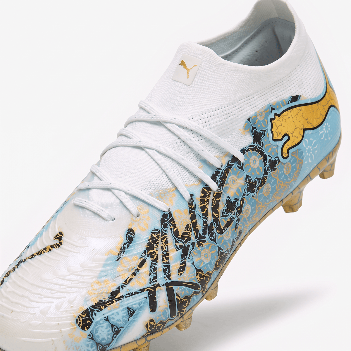 Future 9 Ultimate FG White / Vibrant Blue / Sun Stream / Light Aqua