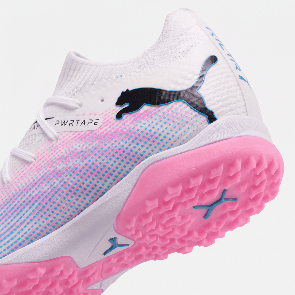 Future 7 Ultimate Cage TF White / Black / Poison Pink