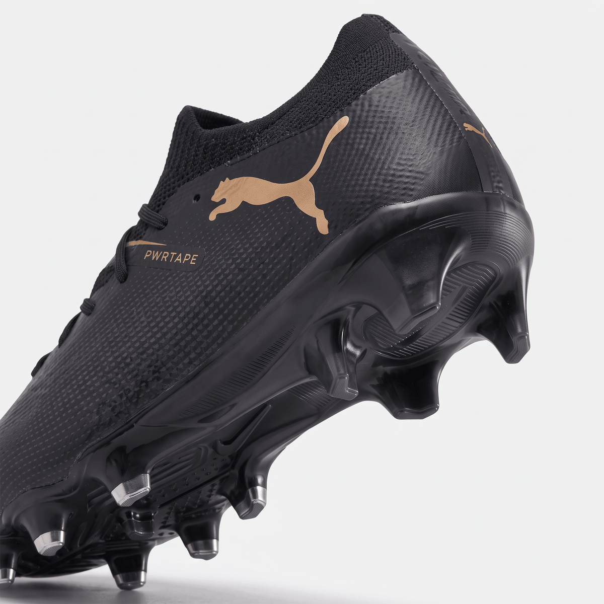 Future Ultimate FG/AG Black / Copper Rose