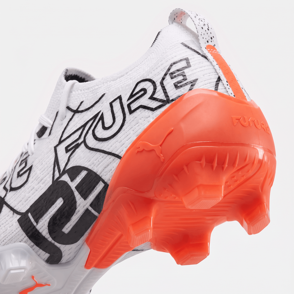 Future Ultimate FG/AG White / Ultra Orange / Asphalt