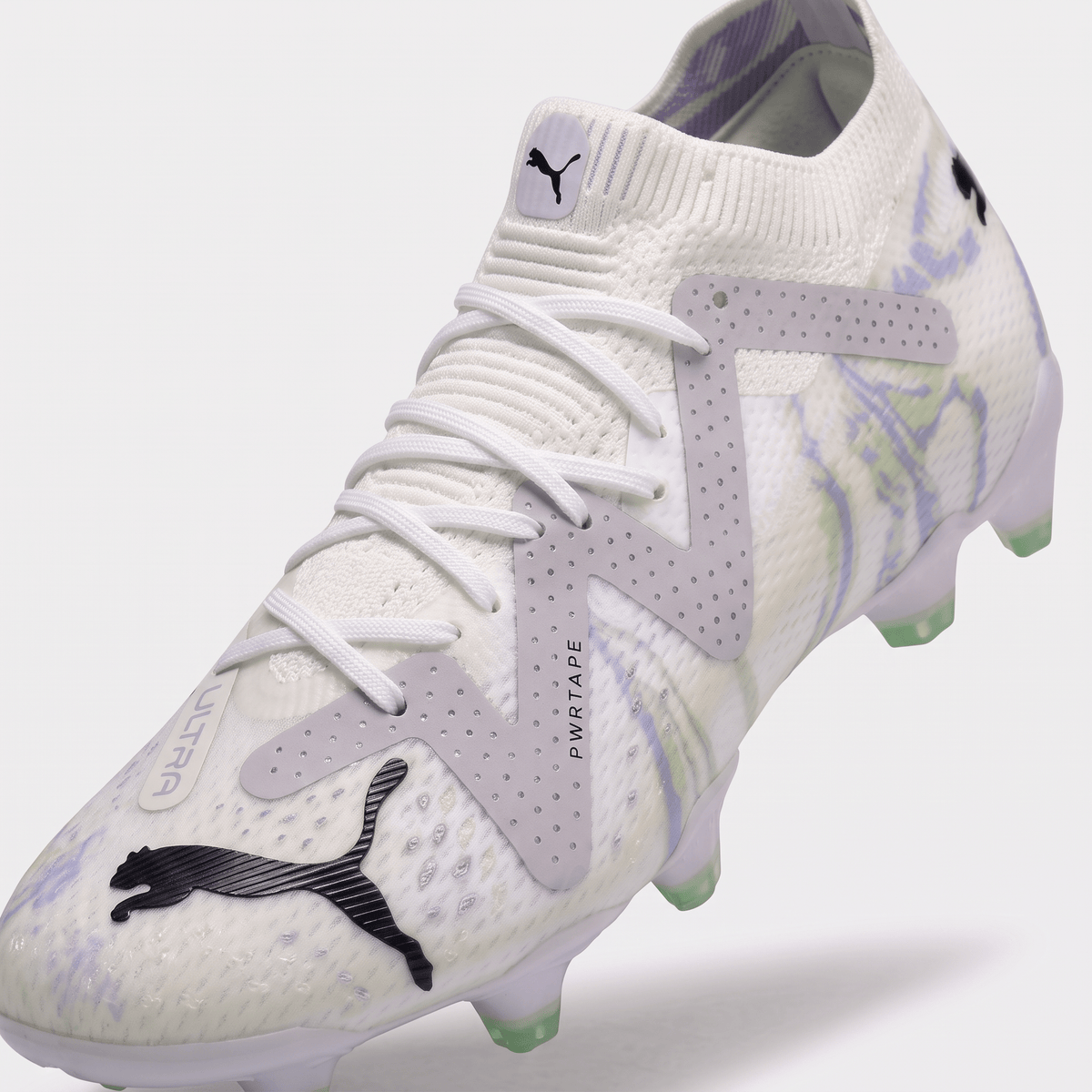 Future Ultimate FG/AG White / Black / Lavender / Fizzy Light