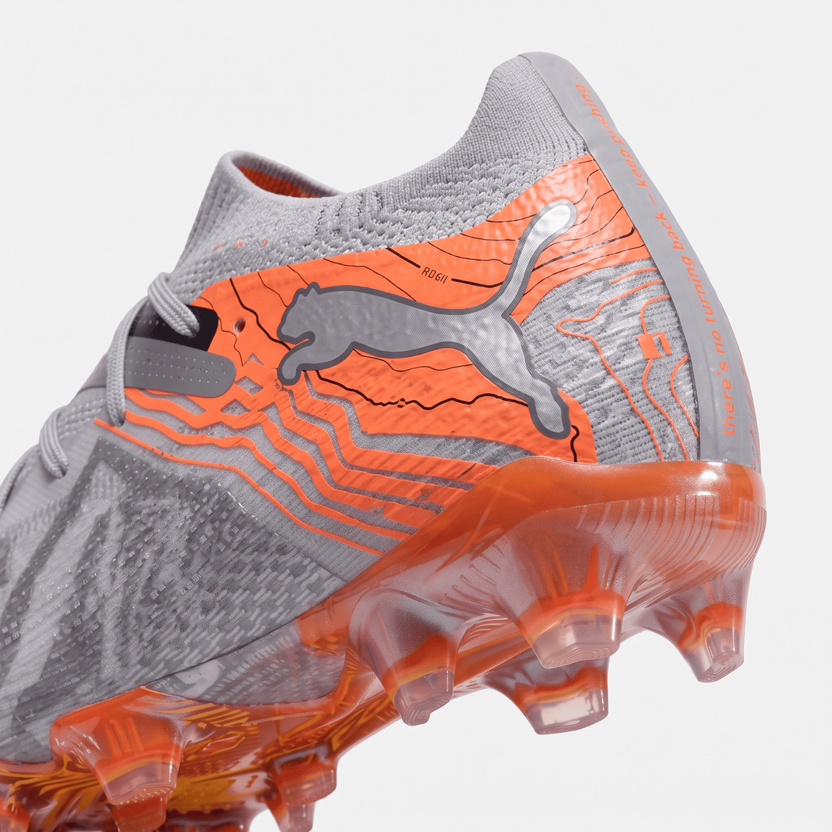 Future 7 Ultimate FG/AG White / Ultra Orange / Silver