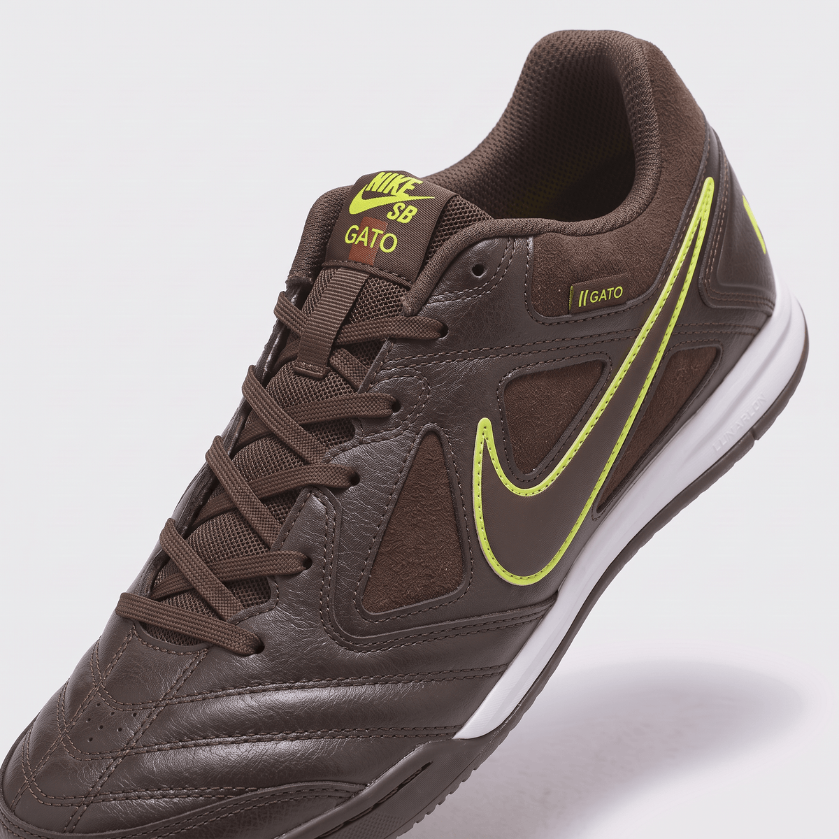Streetgato Baroque Brown / Opti Yellow / White