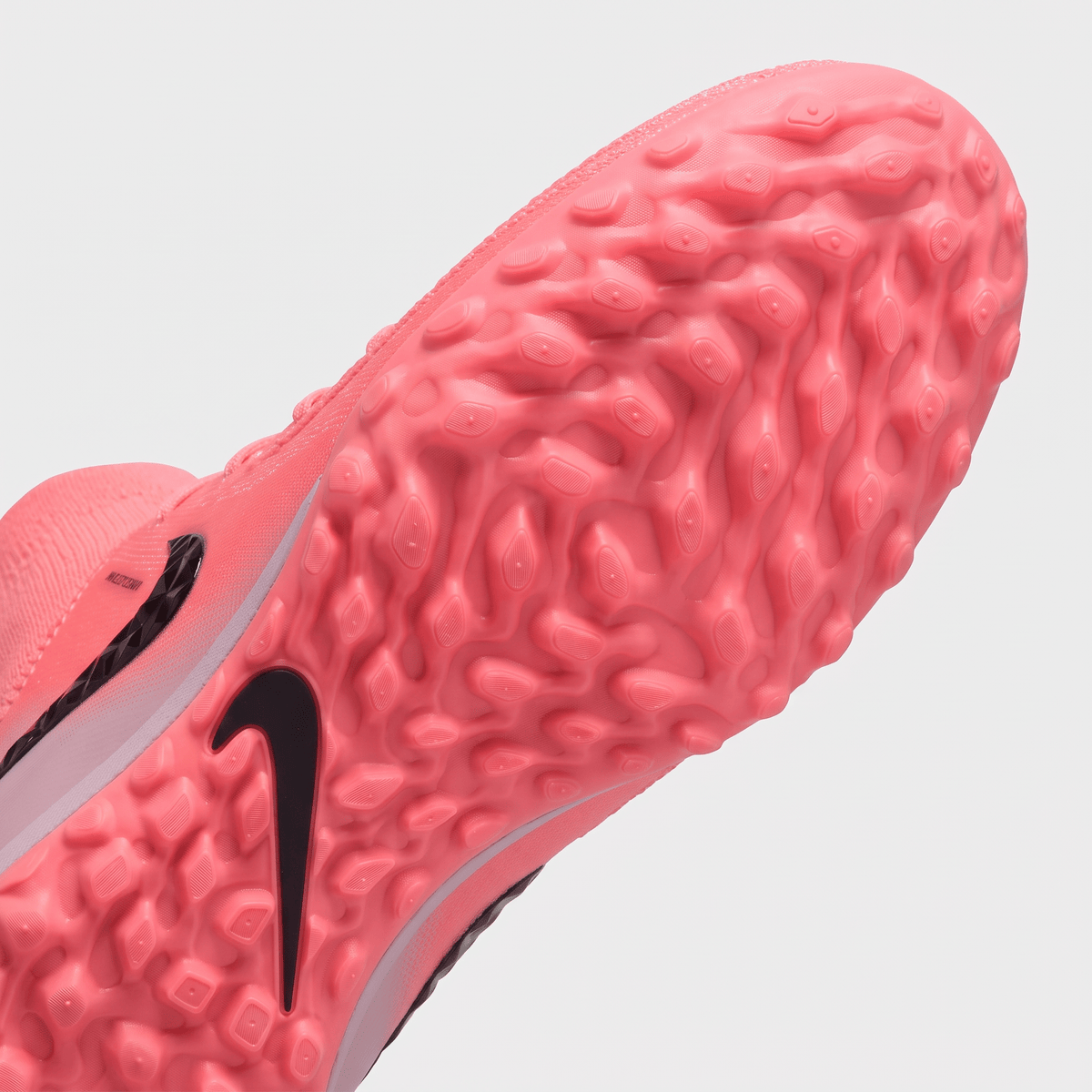 Phantom Luna 2 Academy TF Sunset Pulse / Pink Foam / Black